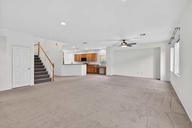Building Photo - CORNER LOT 4-BEDROOM HOME + LOFT  WITH 3.5 BATHS AND 3-CAR GARAGE!