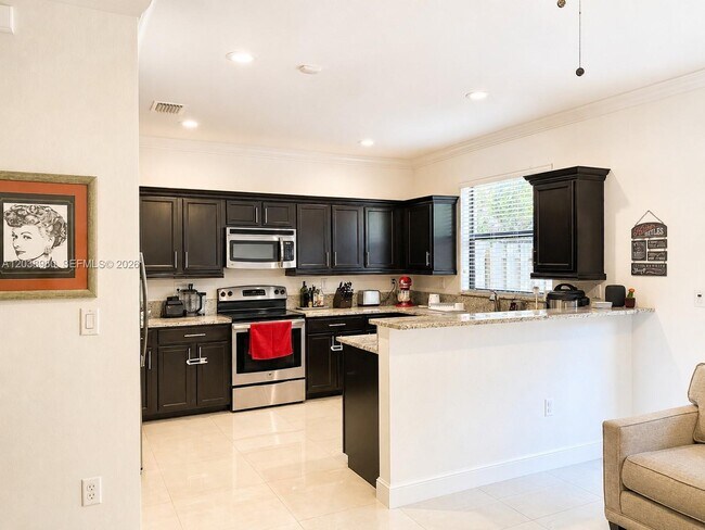 Building Photo - 11725 SW 150th Pl