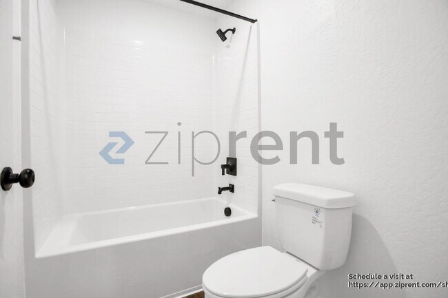 Building Photo - 4654 Sami Jo Dr