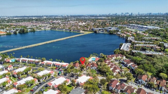 Building Photo - 347 Ives Dairy Rd