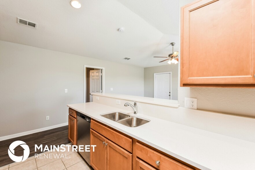 Building Photo - 2902 64th St W