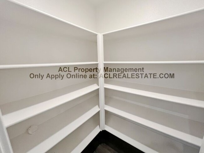Building Photo - Modern 4-Bedroom Home with Solar, EV Charg...