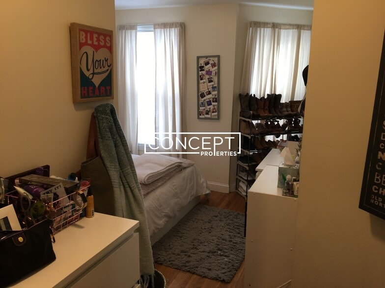 Building Photo - 11 Leverett St