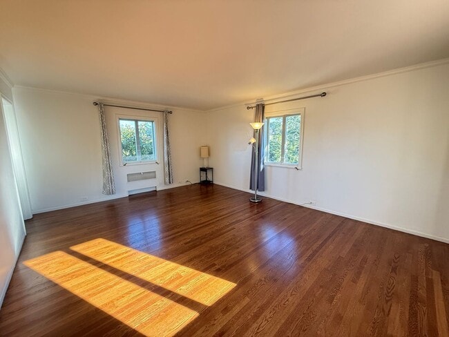 Building Photo - Luxury Upper Piedmont Estate