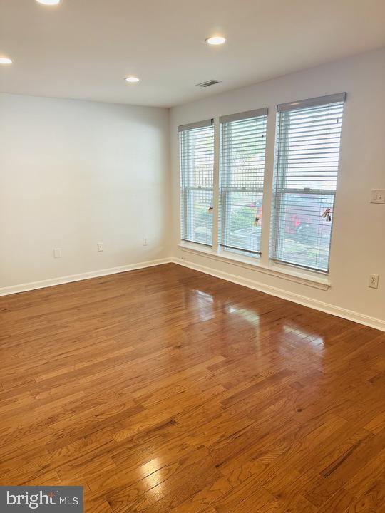 Building Photo - 1117 Harvard St NW