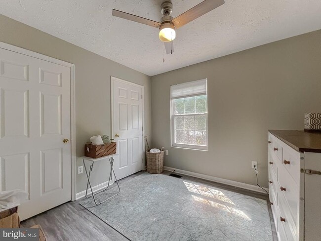 Building Photo - 48221 Keel Dr
