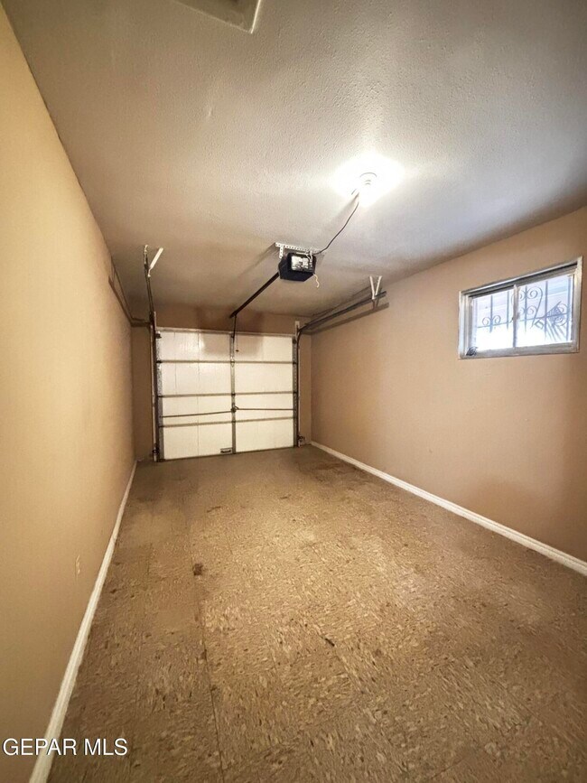 Building Photo - 3507 Atlas Ave