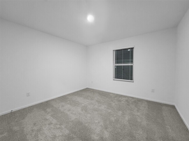 Building Photo - 3054 Mallorca Dr