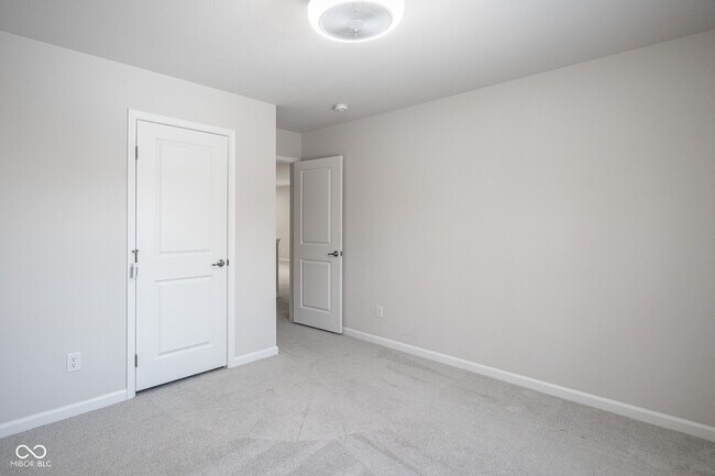 Building Photo - 453 Gathering Ln