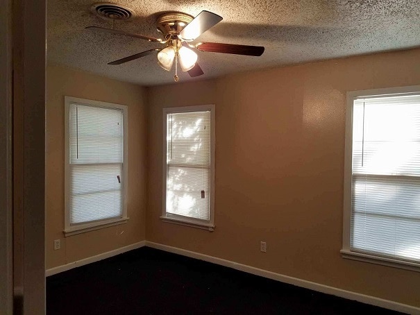 Master bedroom. - 4024 Forbes Street