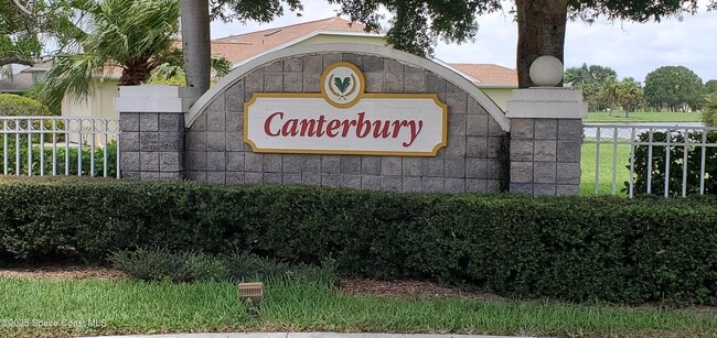 Building Photo - 2631 Canterbury Cir