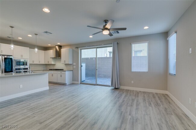 Building Photo - 11323 Gravitation Dr