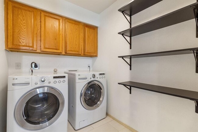 Building Photo - 4500 Mather