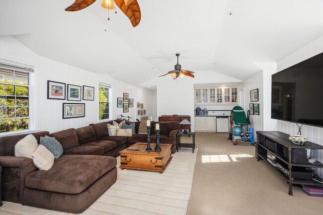 Building Photo - Luxury Ocean View Home in Sea Pointe Estates San Clemente