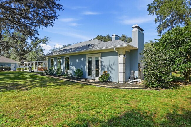 Building Photo - 34902 Greensteele Rd