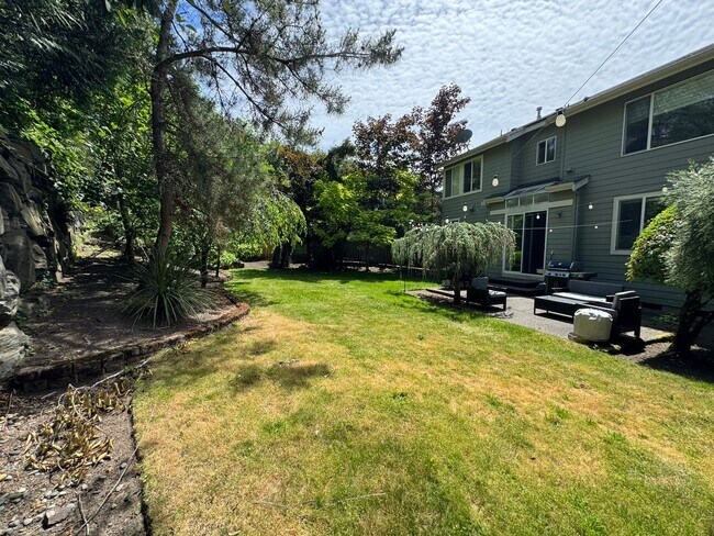 Building Photo - 4bd/2.5ba Sammamish Home