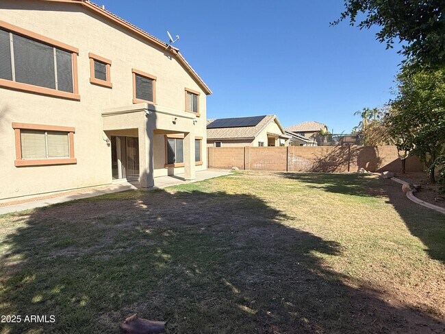 Building Photo - 3363 E Flamingo Ct