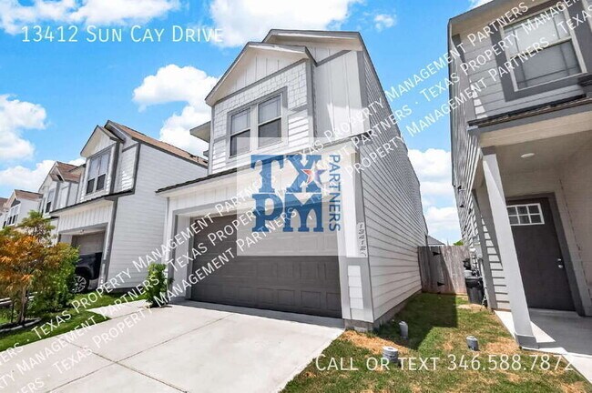 Building Photo - 13412 Sun Cay Drive