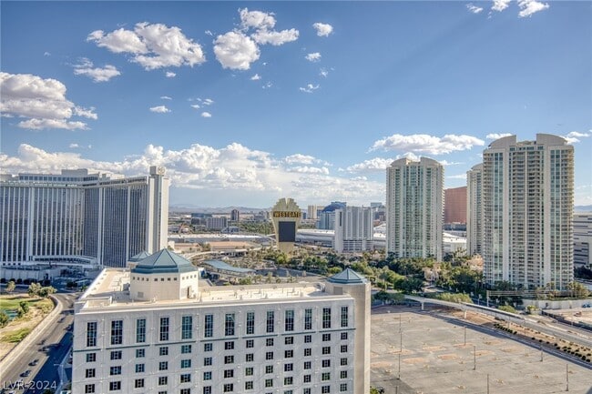 Building Photo - 322 Karen Ave