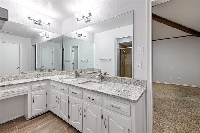 Building Photo - 2320 Kidwell Cir
