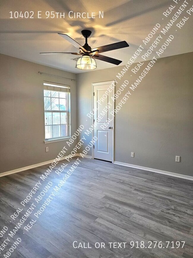 Building Photo - 10402 E 95th Cir N