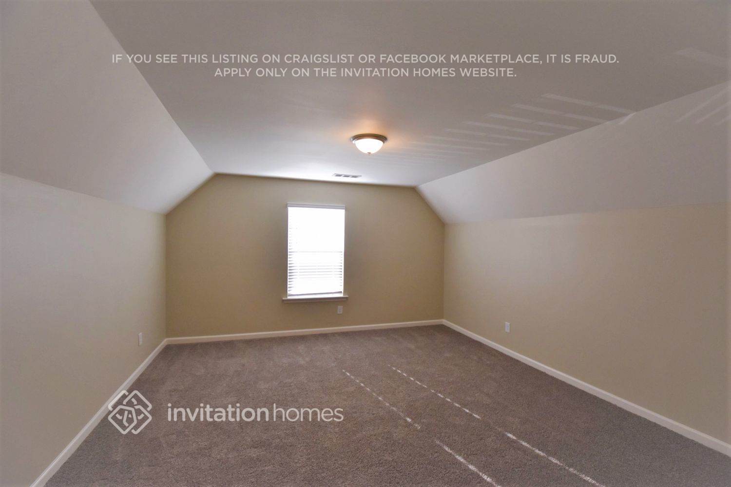 Building Photo - 32 Black Diamond Dr