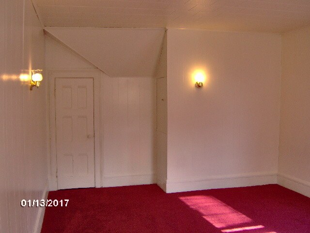 Bedroom - 39 Chestnut Ave