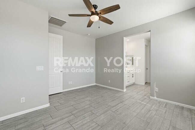 Building Photo - Modern Single-Level Home with Designer Finishes & Open Concept Living