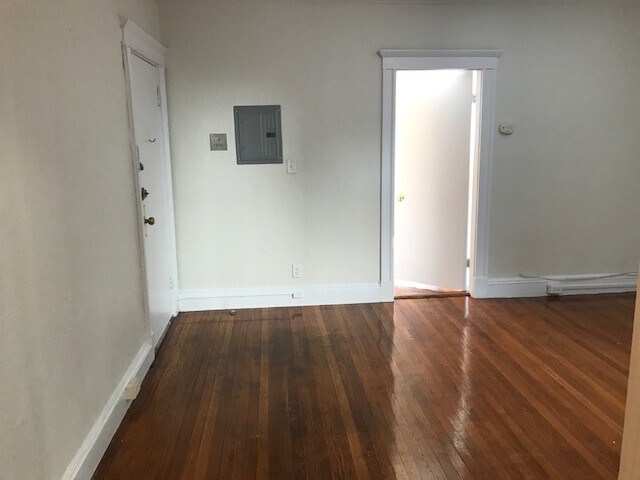 Building Photo - 1209 Boylston St
