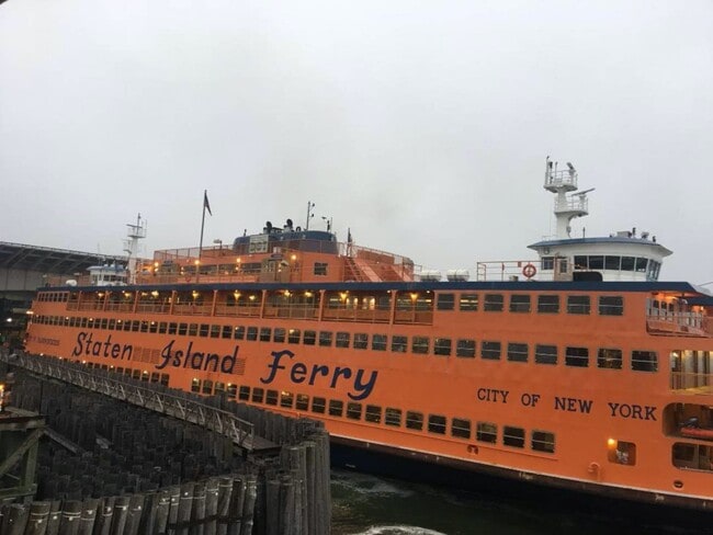 Building Photo - 171 Van Buren St