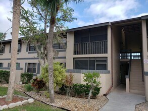 Building Photo - Oaks IV  Condominium-First Floor for Annual Rent