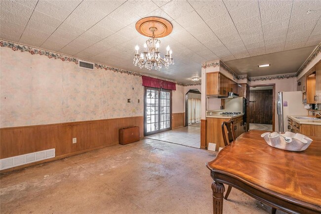 Building Photo - 4341 Kolloch Dr