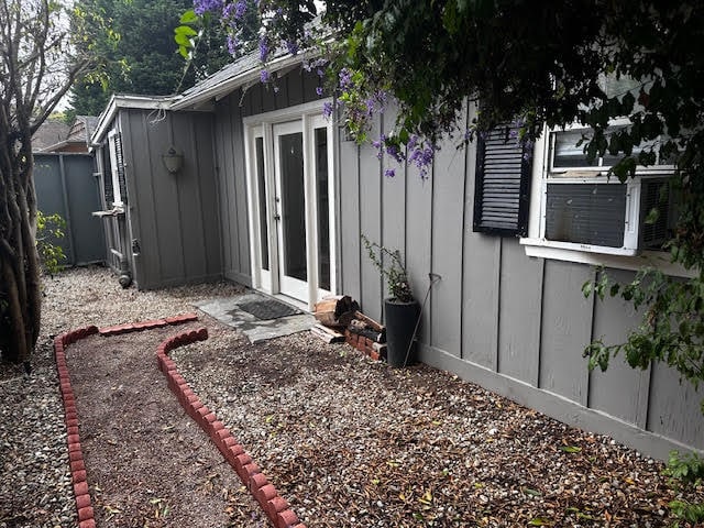 Building Photo - 512 Carnelian St