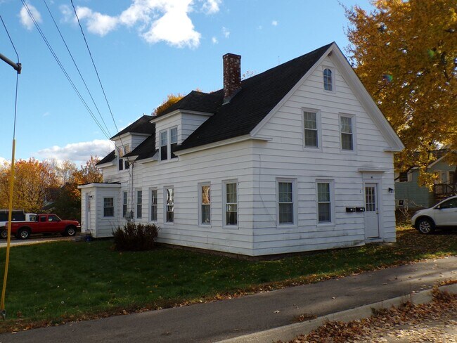 Primary Photo - 2 Elm St