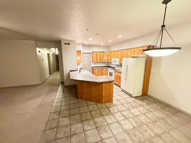 Building Photo - 1255 Wolf Hollow Ln