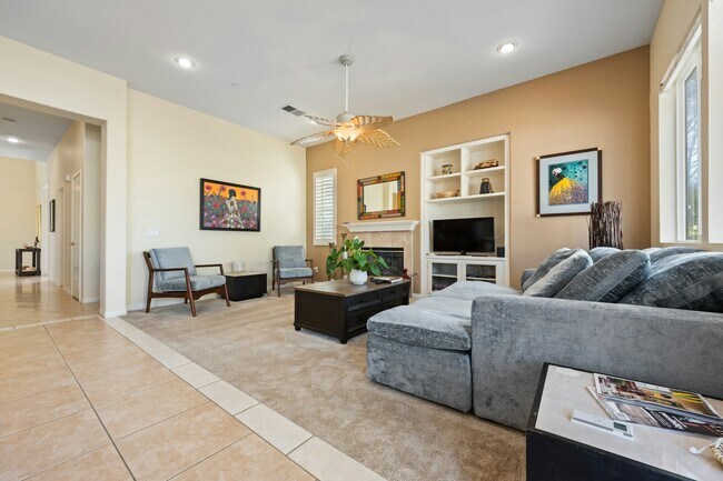 Building Photo - 710 Greyfield Ct