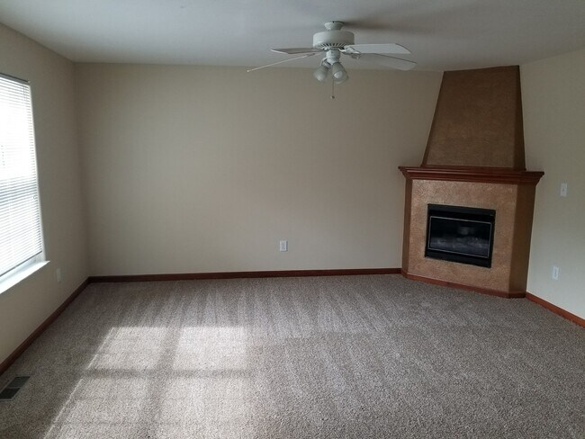 Building Photo - 501 Radcliff Dr