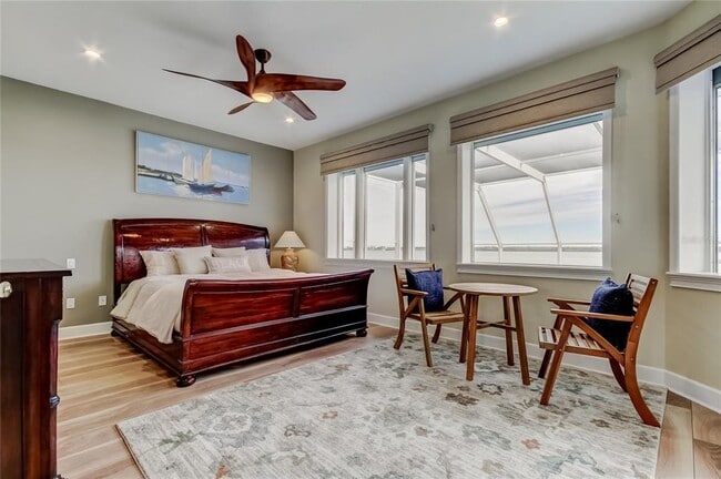 Building Photo - 218 Sand Key Estates Dr