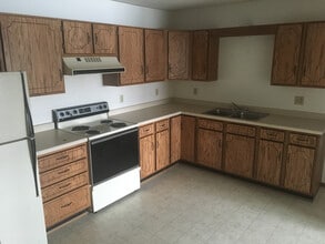 Building Photo - Welco West Apartment