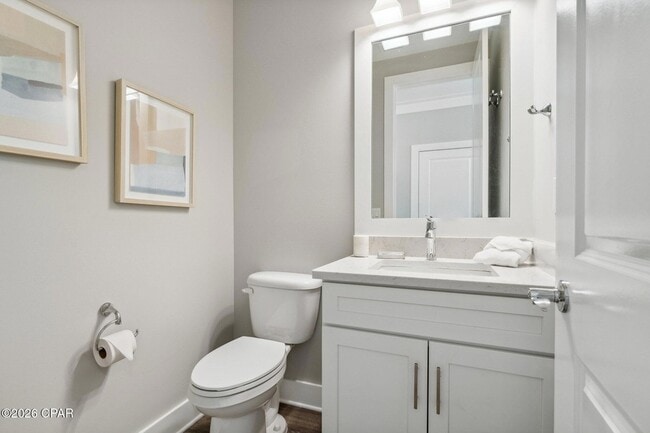 Building Photo - 712 Landing Cir