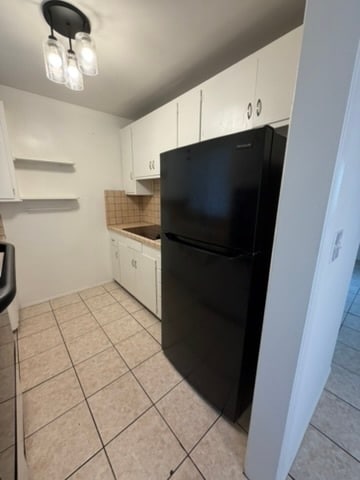 Building Photo - 618 Clubhouse Ave