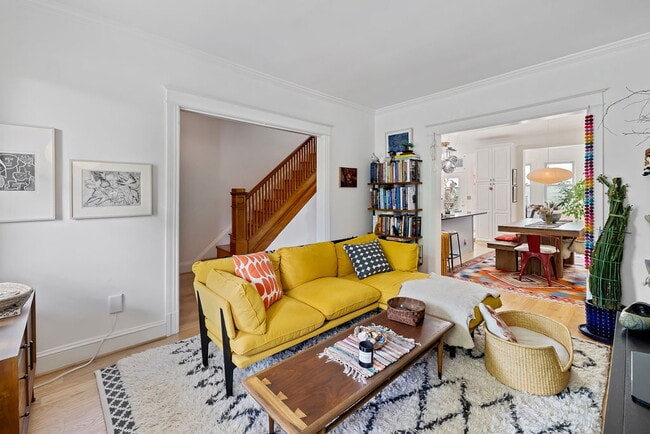 Building Photo - Beautiful, Spacious and Convenient in the HEART of DC