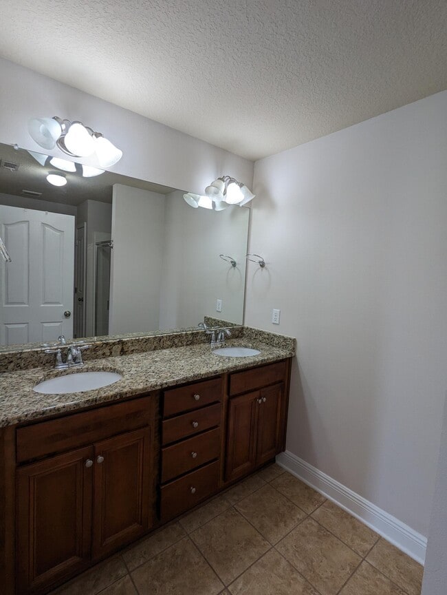 Building Photo - 8862 Brown Pelican Cir