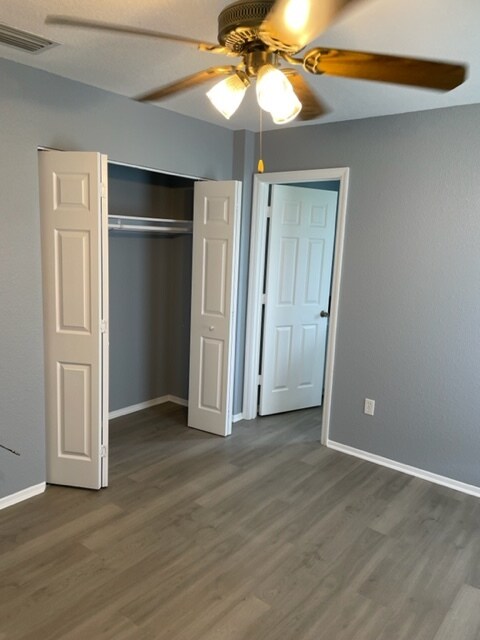 Closet - 1071 Nomad Rd