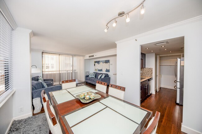 Building Photo - 3525 Sage Rd