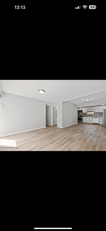 Building Photo - 9106 Jefferson Ave