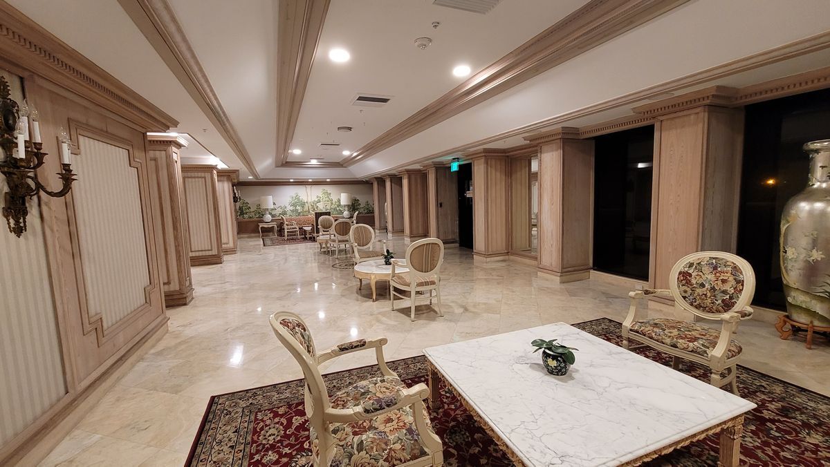 Building Photo - 6039 Collins Ave