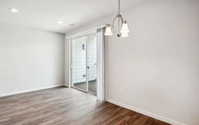 Building Photo - 487 Interlocken Blvd