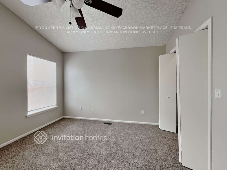 Building Photo - 13501 W 65th Ave