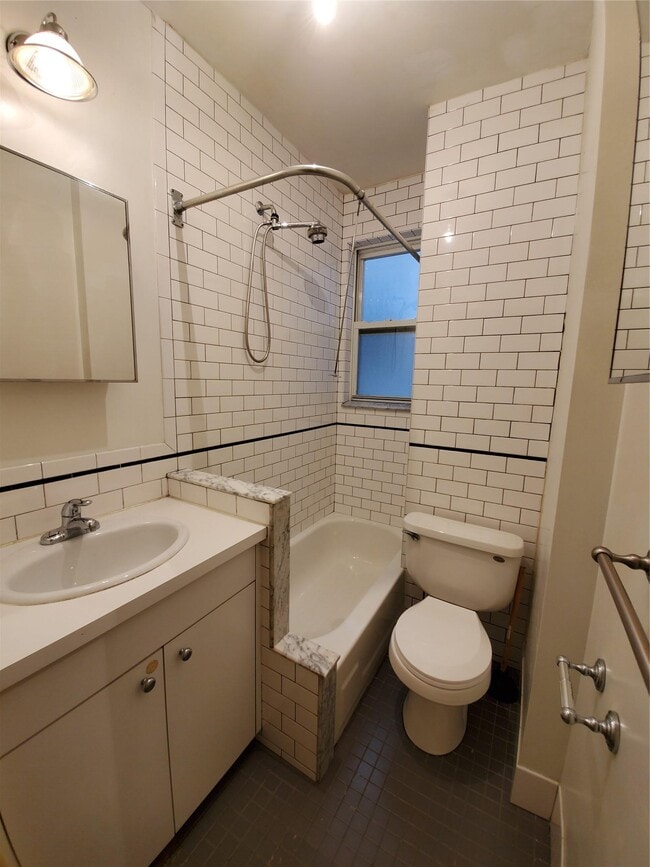 Building Photo - 45-37 40th St